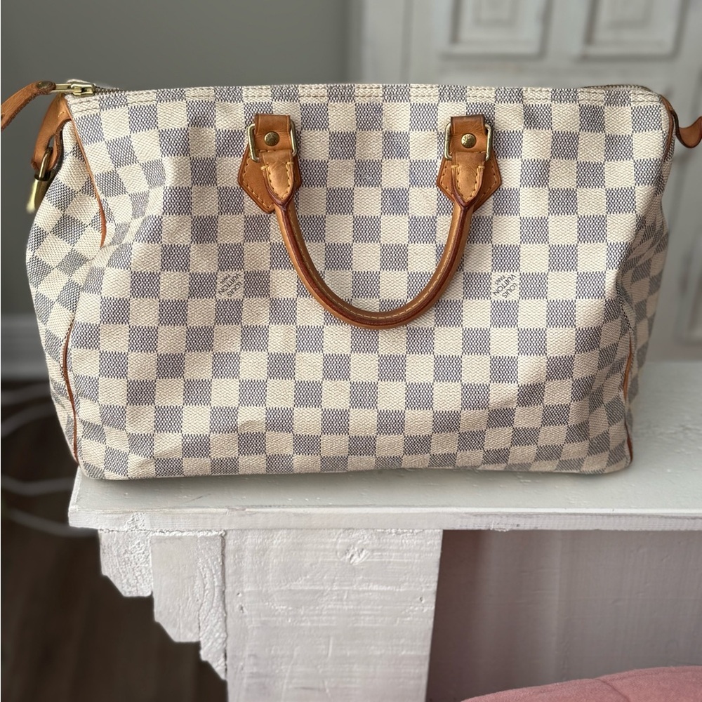 Authentic Louis Vuitton Damier Azur Speedy 35